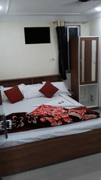 Oyo 66643 Khan Guest House Калькутта Экстерьер фото